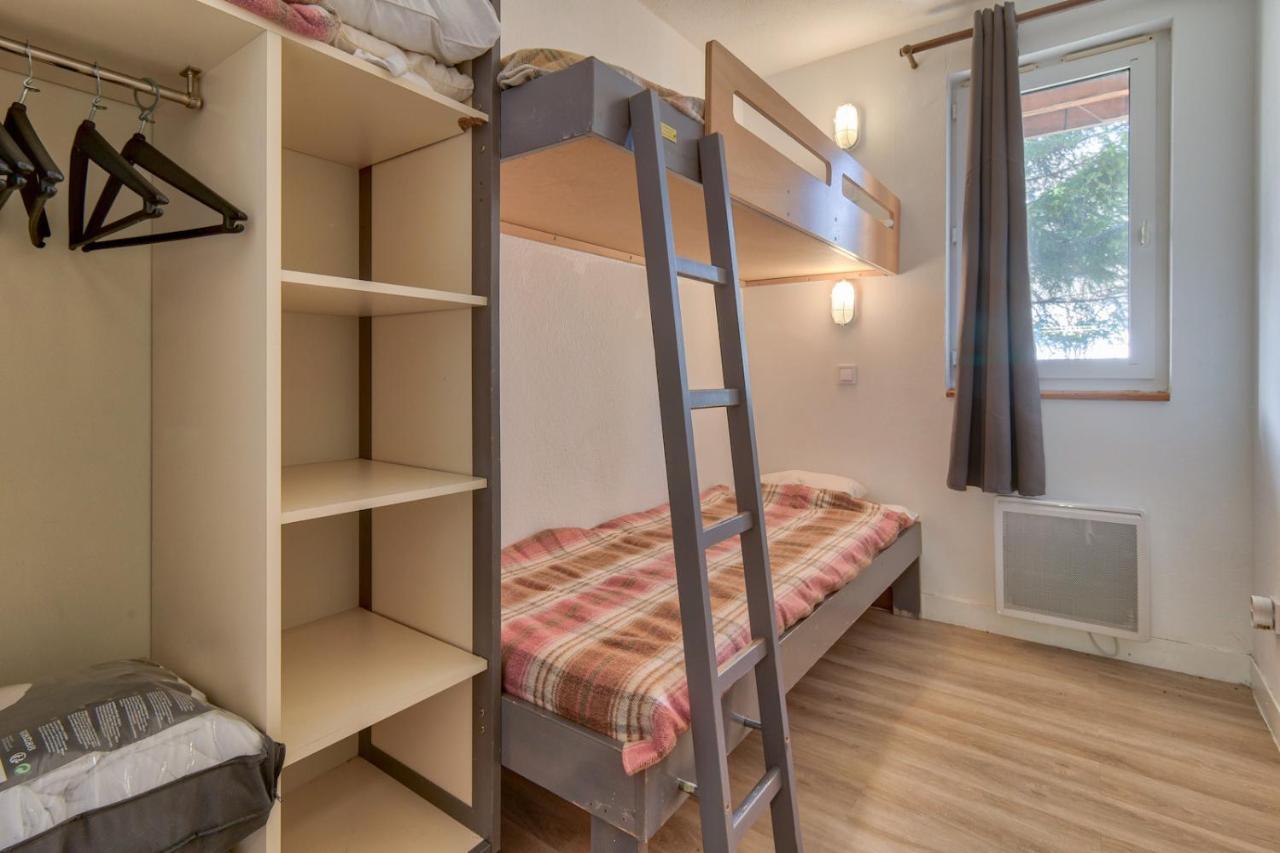 Acces Direct Aux Pistes - Appartement Pour 4 Génos Exterior photo