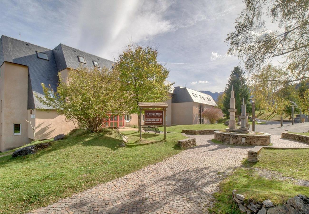 Acces Direct Aux Pistes - Appartement Pour 4 Génos Exterior photo