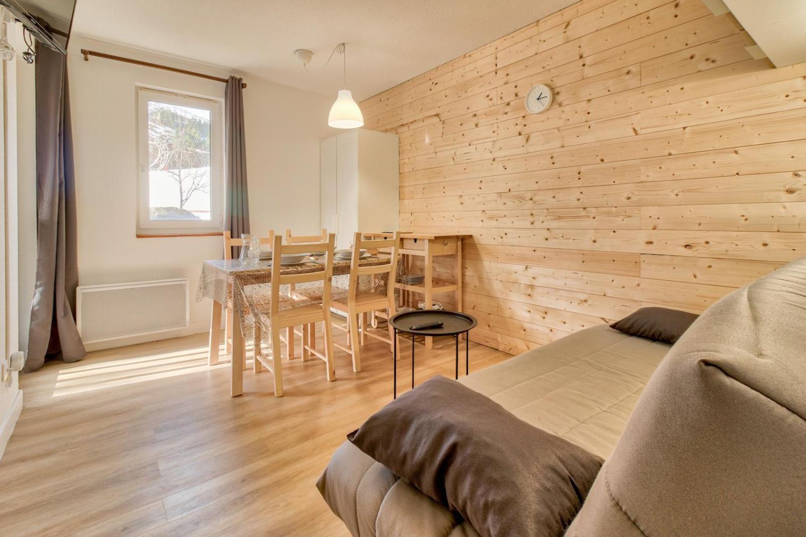 Acces Direct Aux Pistes - Appartement Pour 4 Génos Exterior photo